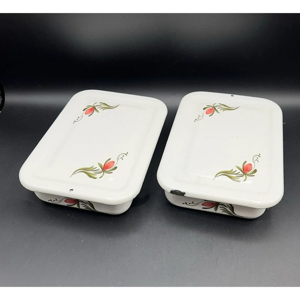 VTG White Floral Design Enamelware Refrigerator Box w/ Lid 7x5x2 Farmhouse